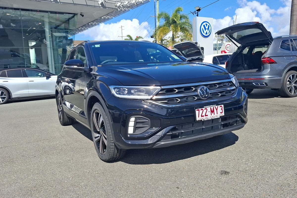 2024 Volkswagen T-Roc 140TSI R-Line D11