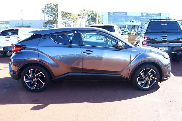 2022 Toyota C-HR Koba NGX10R