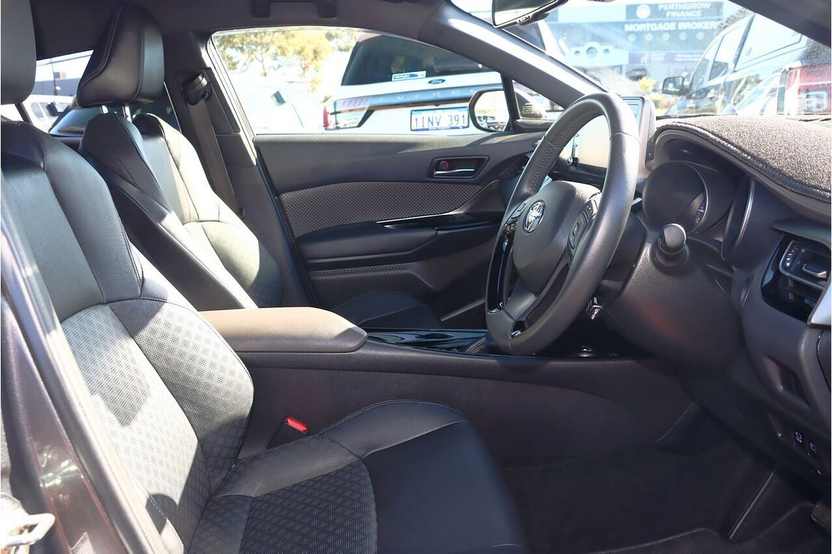 2022 Toyota C-HR Koba NGX10R