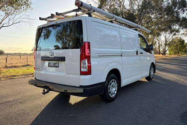 2019 Toyota Hiace GDH300R LWB