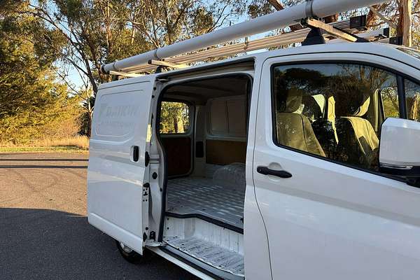2019 Toyota Hiace GDH300R LWB