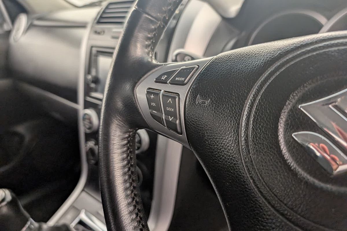2014 Suzuki Grand Vitara Navigator JB