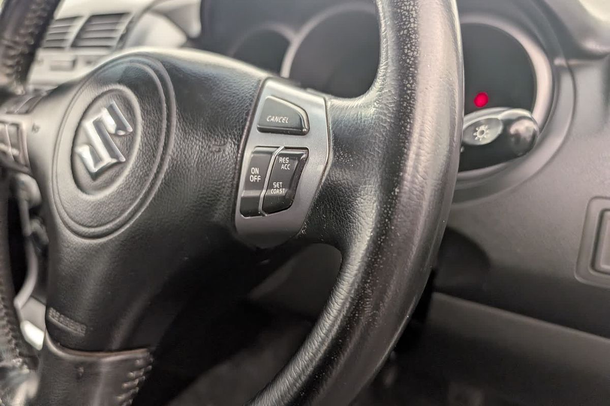 2014 Suzuki Grand Vitara Navigator JB