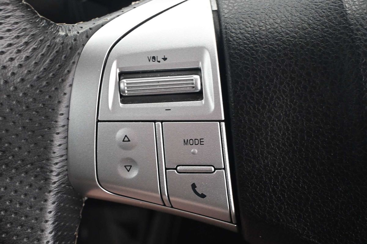 2019 Isuzu MU-X LS-M