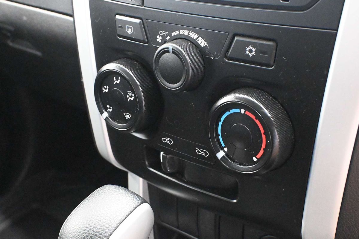 2019 Isuzu MU-X LS-M