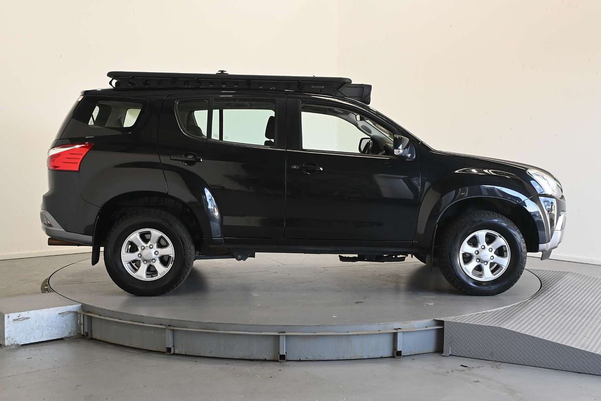 2019 Isuzu MU-X LS-M