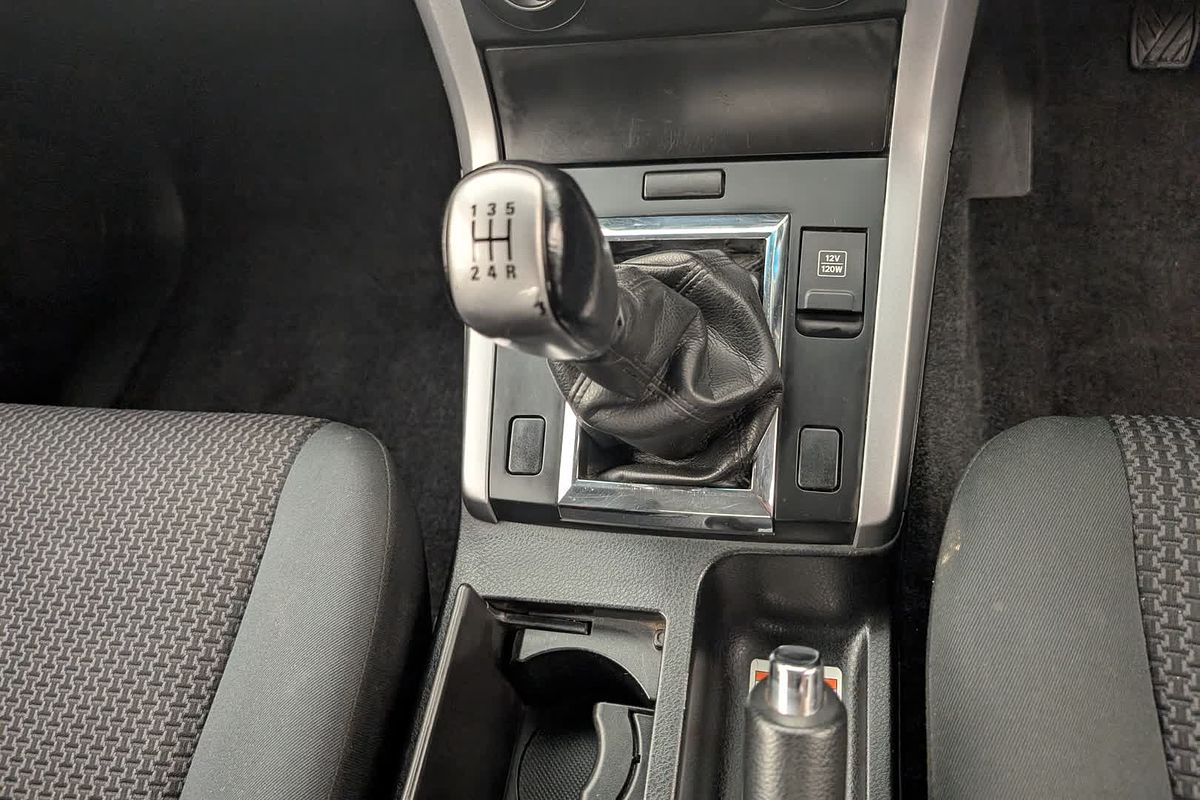 2014 Suzuki Grand Vitara Navigator JB