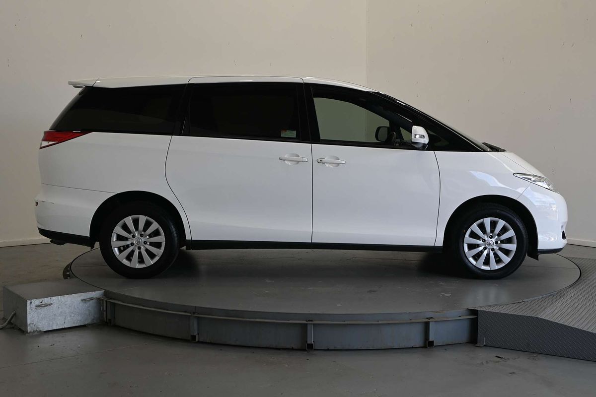 2018 Toyota Tarago GLi ACR50R