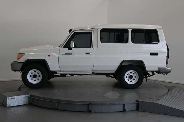 2021 Toyota Landcruiser GXL Troopcarrier VDJ78R