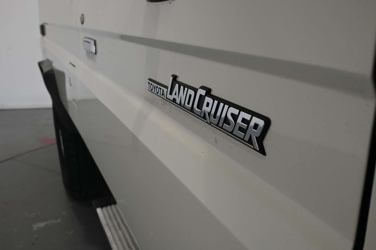 2021 Toyota Landcruiser GXL Troopcarrier VDJ78R