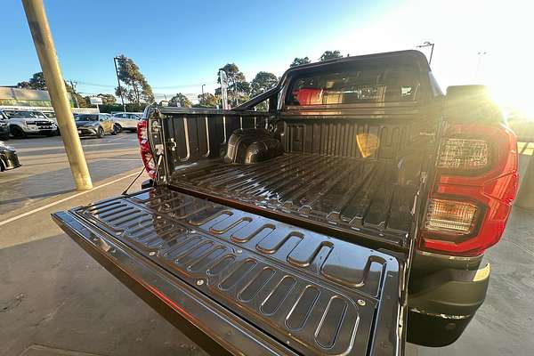 2024 Toyota Hilux SR5 48V GUN126R 4X4