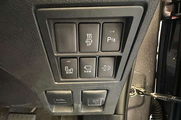 2024 Toyota Hilux SR5 48V GUN126R 4X4