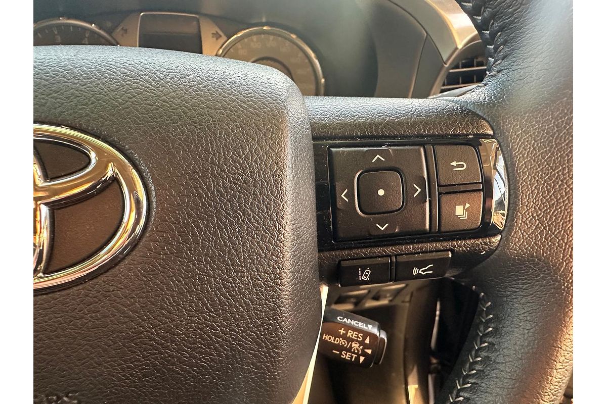 2024 Toyota Hilux SR5 48V GUN126R 4X4
