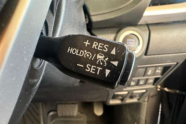 2024 Toyota Hilux SR5 48V GUN126R 4X4