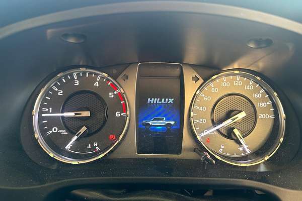 2024 Toyota Hilux SR5 48V GUN126R 4X4