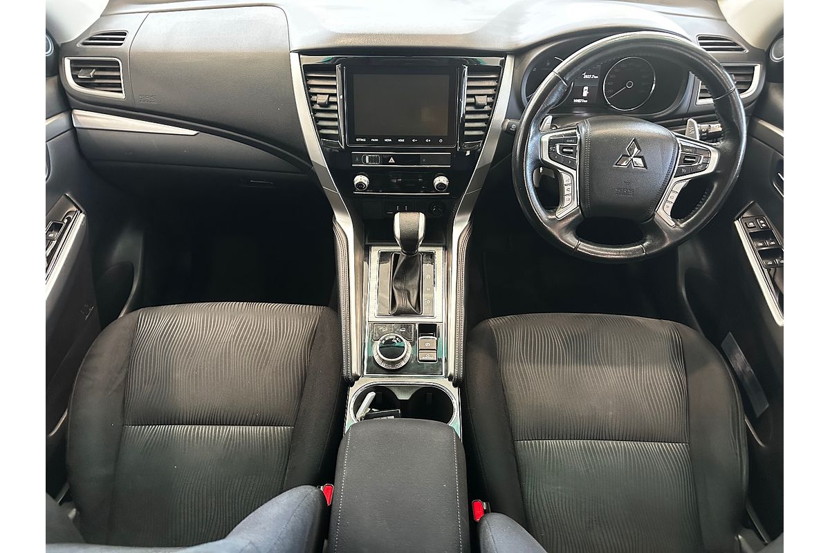 2020 Mitsubishi Pajero Sport GLX QF