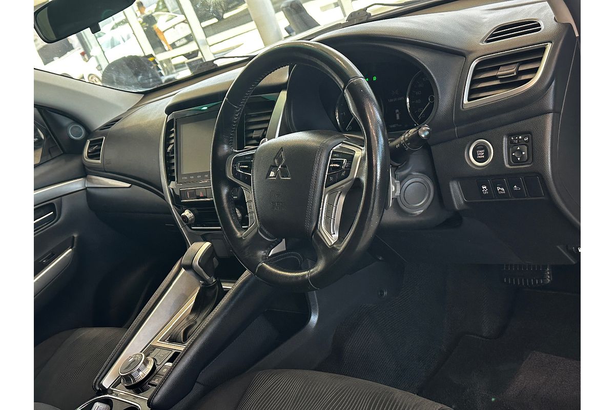 2020 Mitsubishi Pajero Sport GLX QF