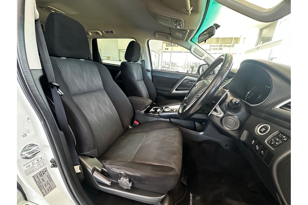 2020 Mitsubishi Pajero Sport GLX QF