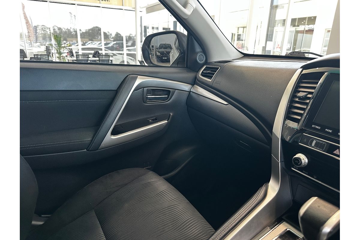 2020 Mitsubishi Pajero Sport GLX QF