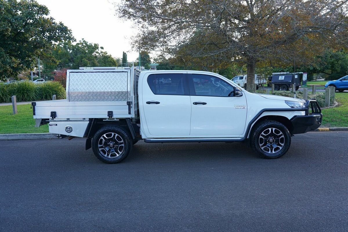 2021 Toyota Hilux SR5+ (4x4) GUN126R Facelift 4X4