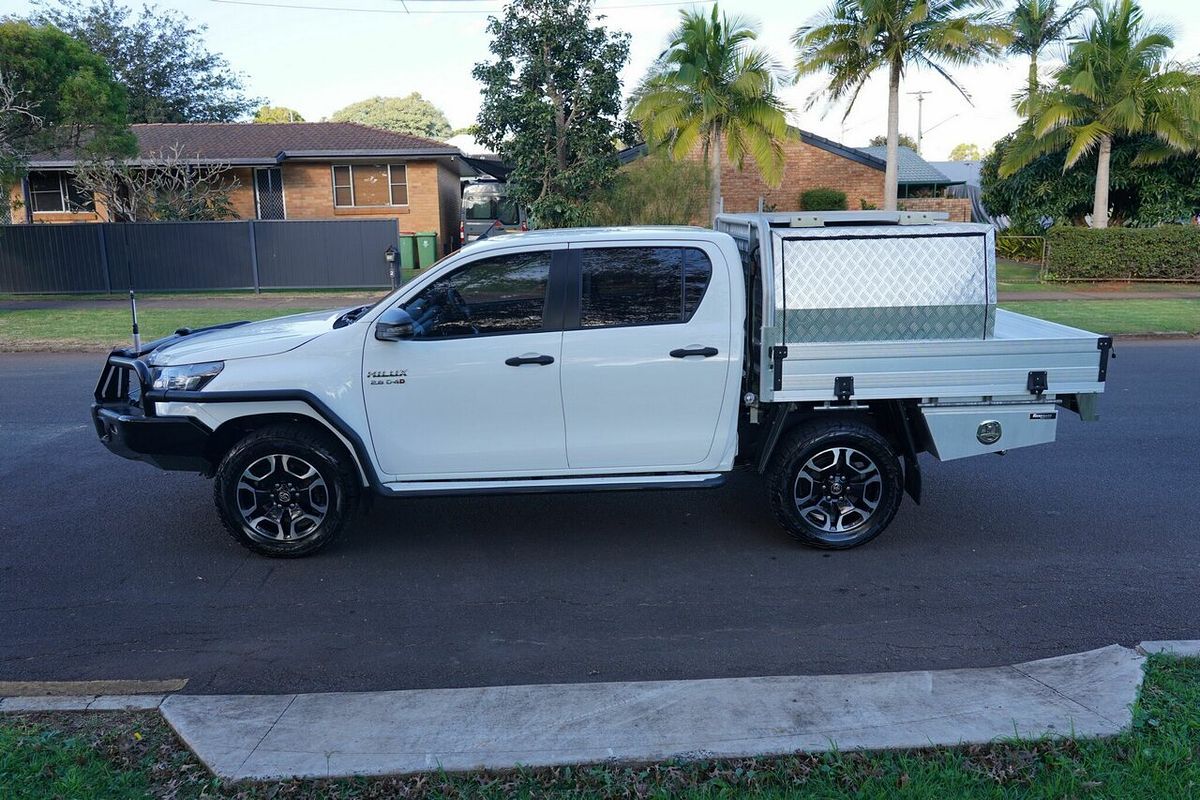 2021 Toyota Hilux SR5+ (4x4) GUN126R Facelift 4X4