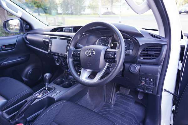2021 Toyota Hilux SR5+ (4x4) GUN126R Facelift 4X4