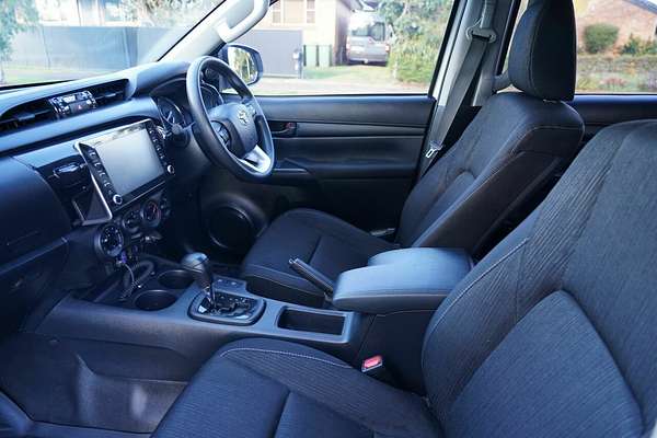 2021 Toyota Hilux SR5+ (4x4) GUN126R Facelift 4X4