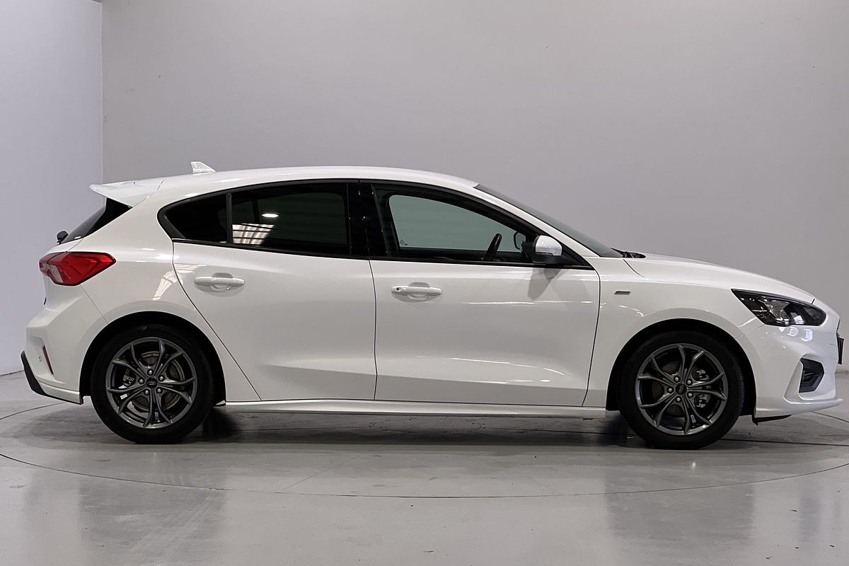 2019 Ford Focus ST-Line SA