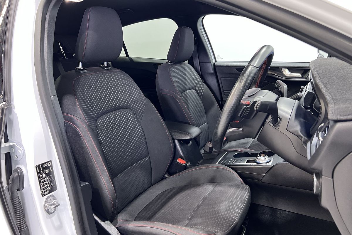 2019 Ford Focus ST-Line SA