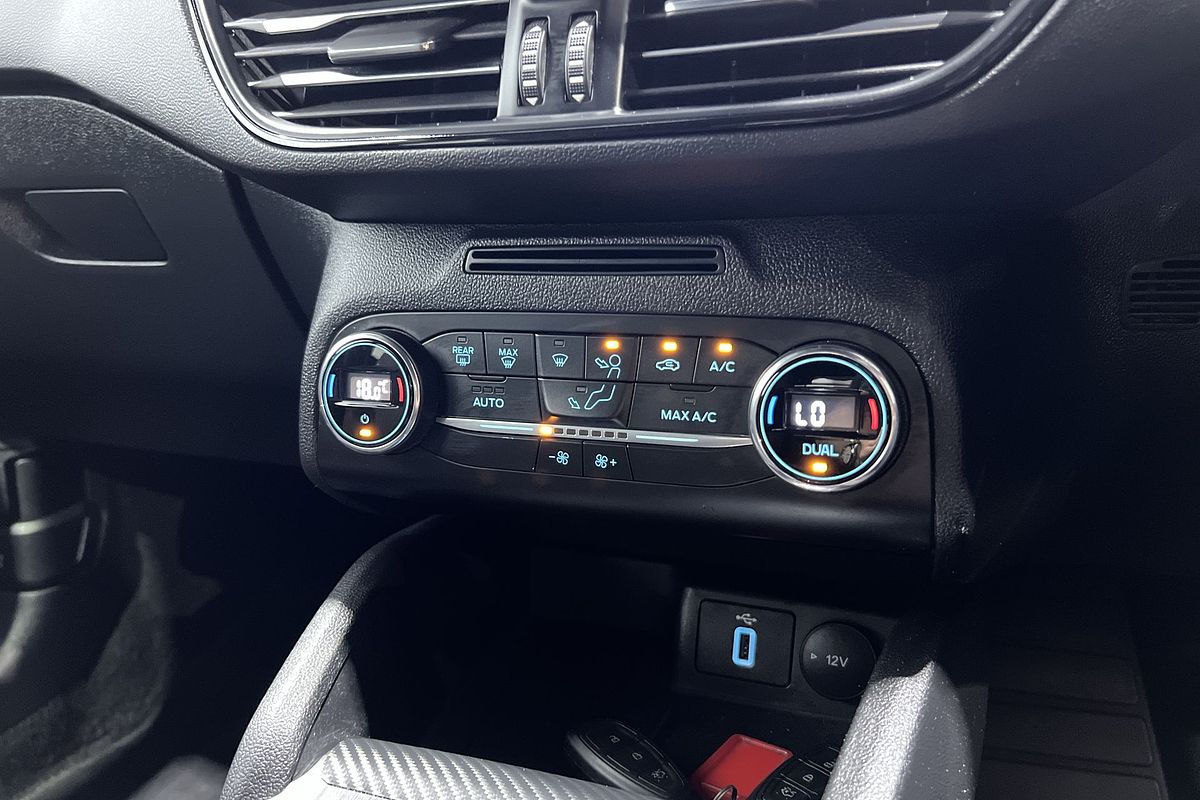 2019 Ford Focus ST-Line SA