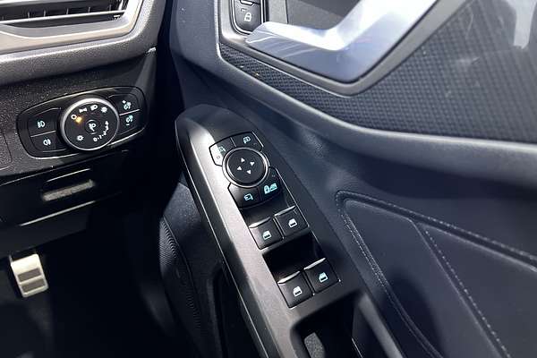 2019 Ford Focus ST-Line SA