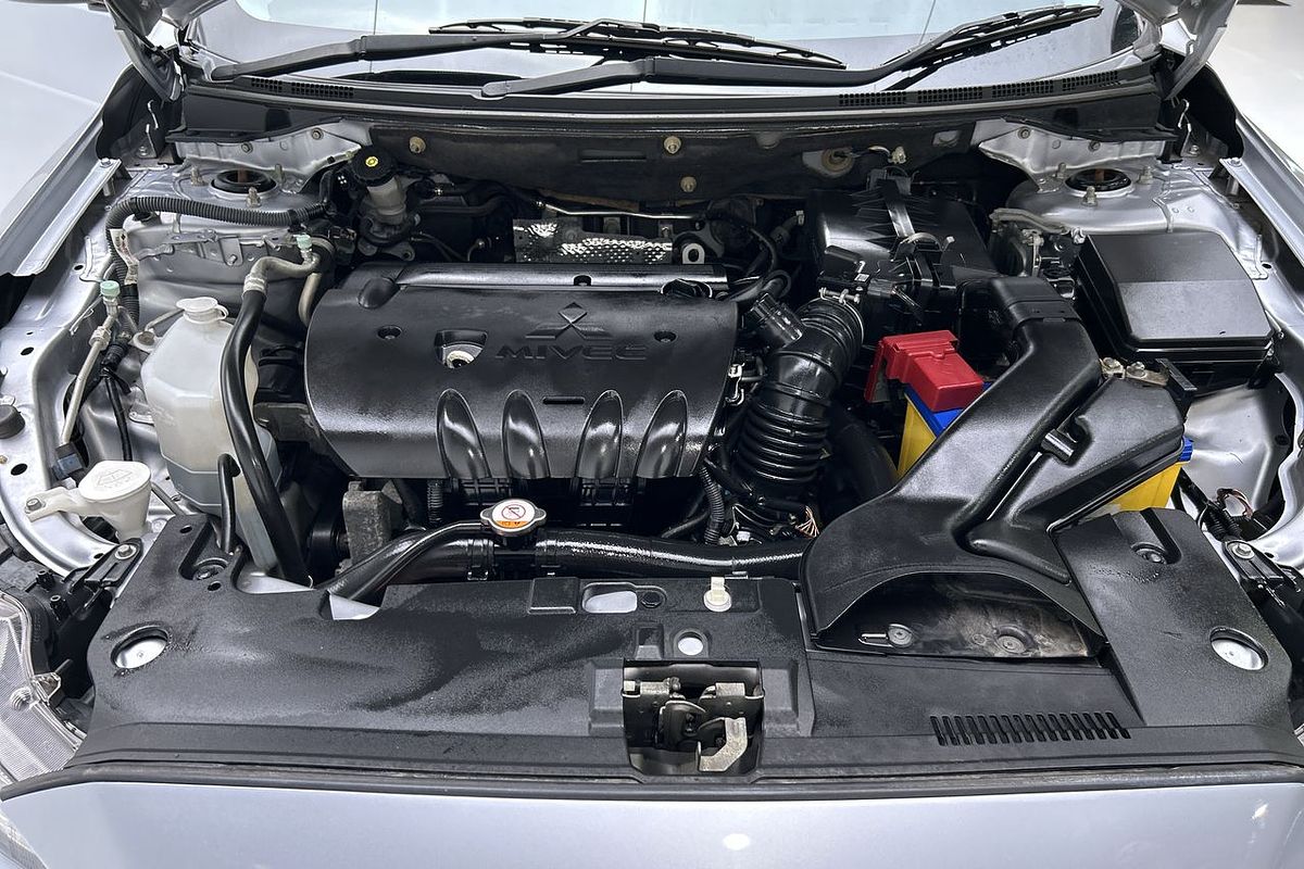 2014 Mitsubishi Lancer ES Sport CJ