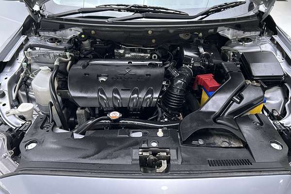 2014 Mitsubishi Lancer ES Sport CJ