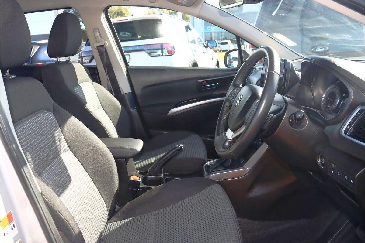 2023 Suzuki S-Cross GL+ JYB