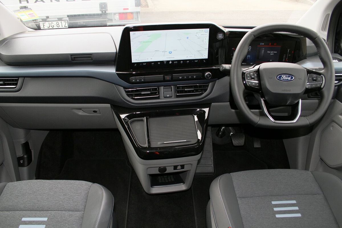 2024 Ford Tourneo Active AV SWB