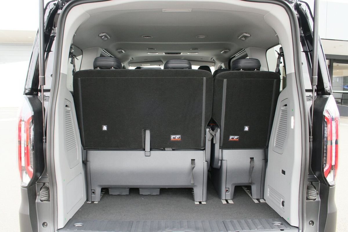 2024 Ford Tourneo Active AV SWB
