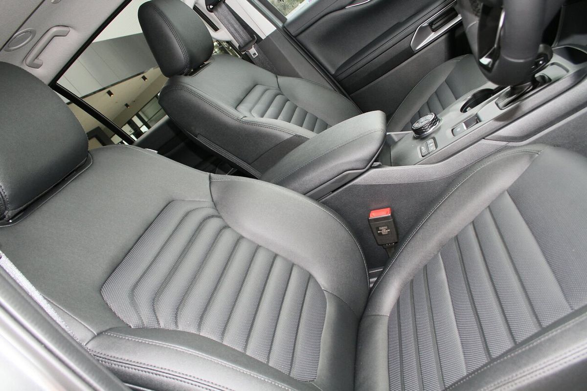 2025 Ford Everest Sport