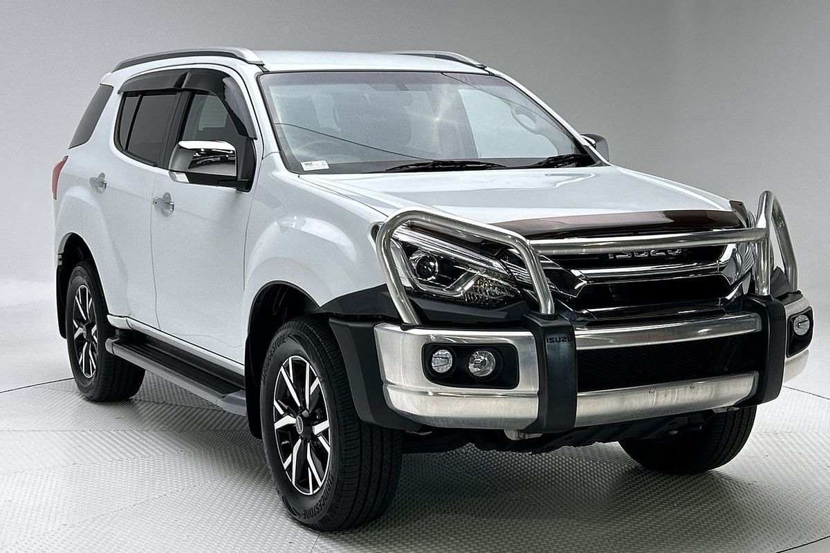 2020 Isuzu MU-X LS-T