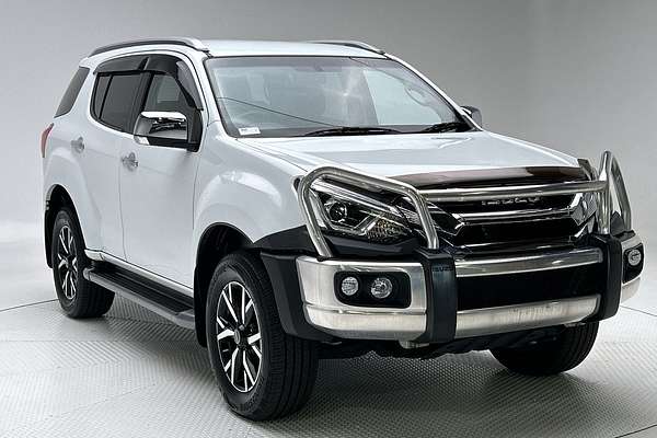 2020 Isuzu MU-X LS-T