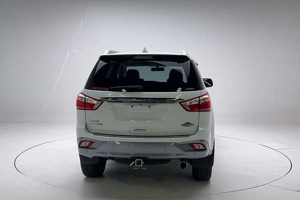 2020 Isuzu MU-X LS-T
