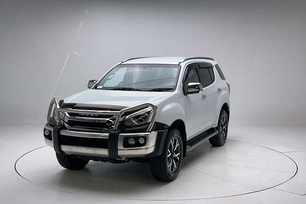 2020 Isuzu MU-X LS-T