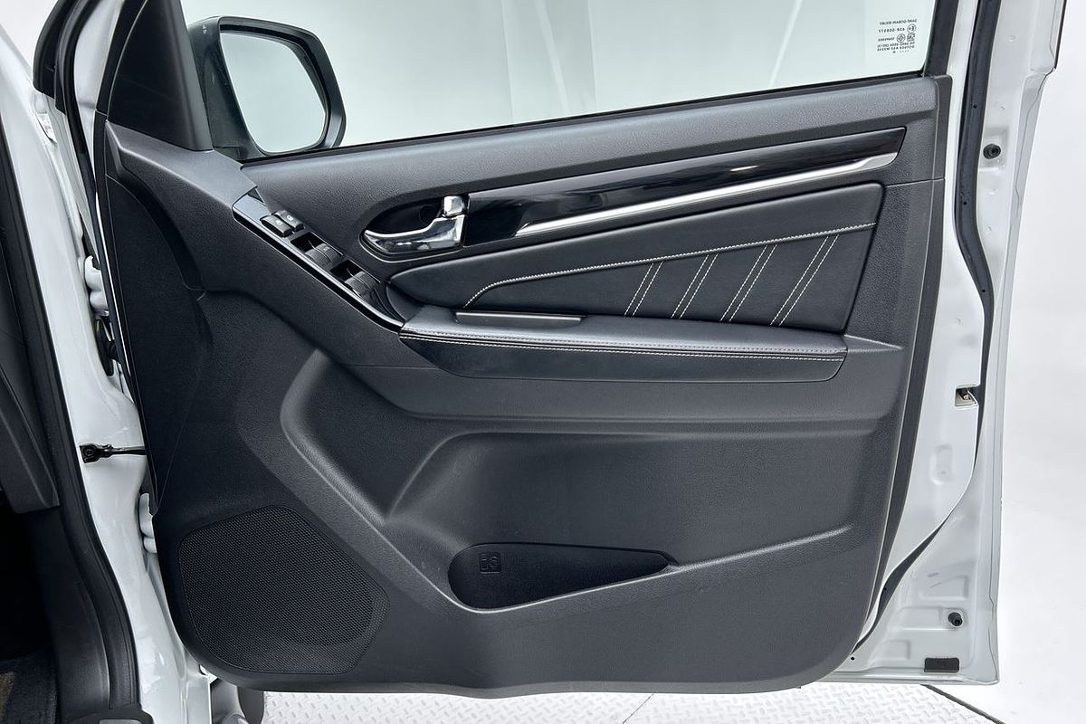 2020 Isuzu MU-X LS-T