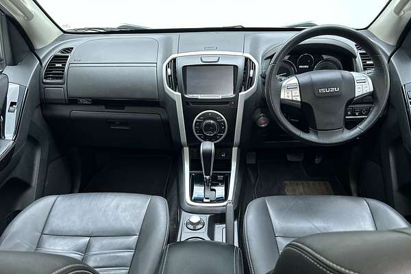 2020 Isuzu MU-X LS-T