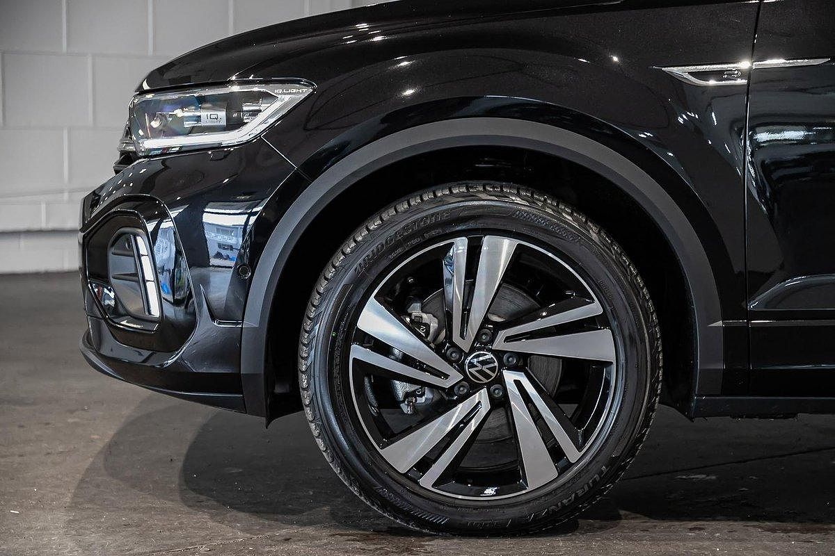 2024 Volkswagen T-Roc 140TSI R-Line D11
