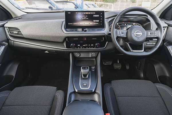 2024 Nissan QASHQAI ST J12