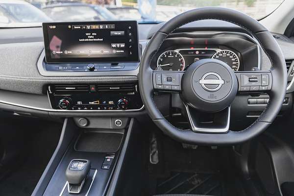 2024 Nissan QASHQAI ST J12