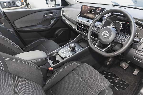 2024 Nissan QASHQAI ST J12