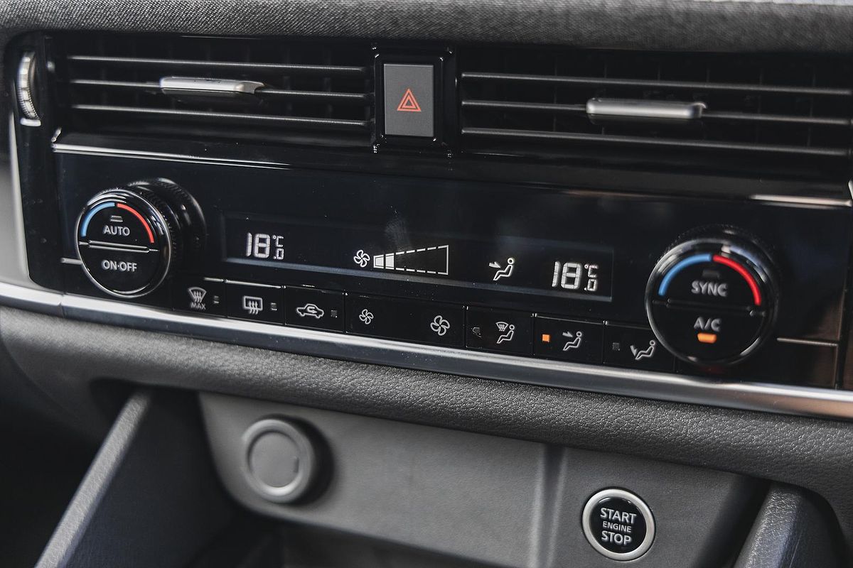 2024 Nissan QASHQAI ST J12