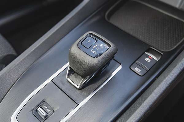 2024 Nissan QASHQAI ST J12