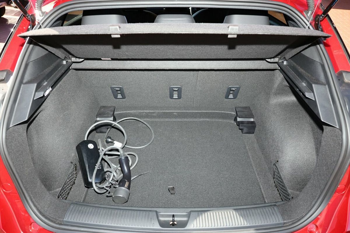 2024 MG MG4 Essence 64 150kW MEH32